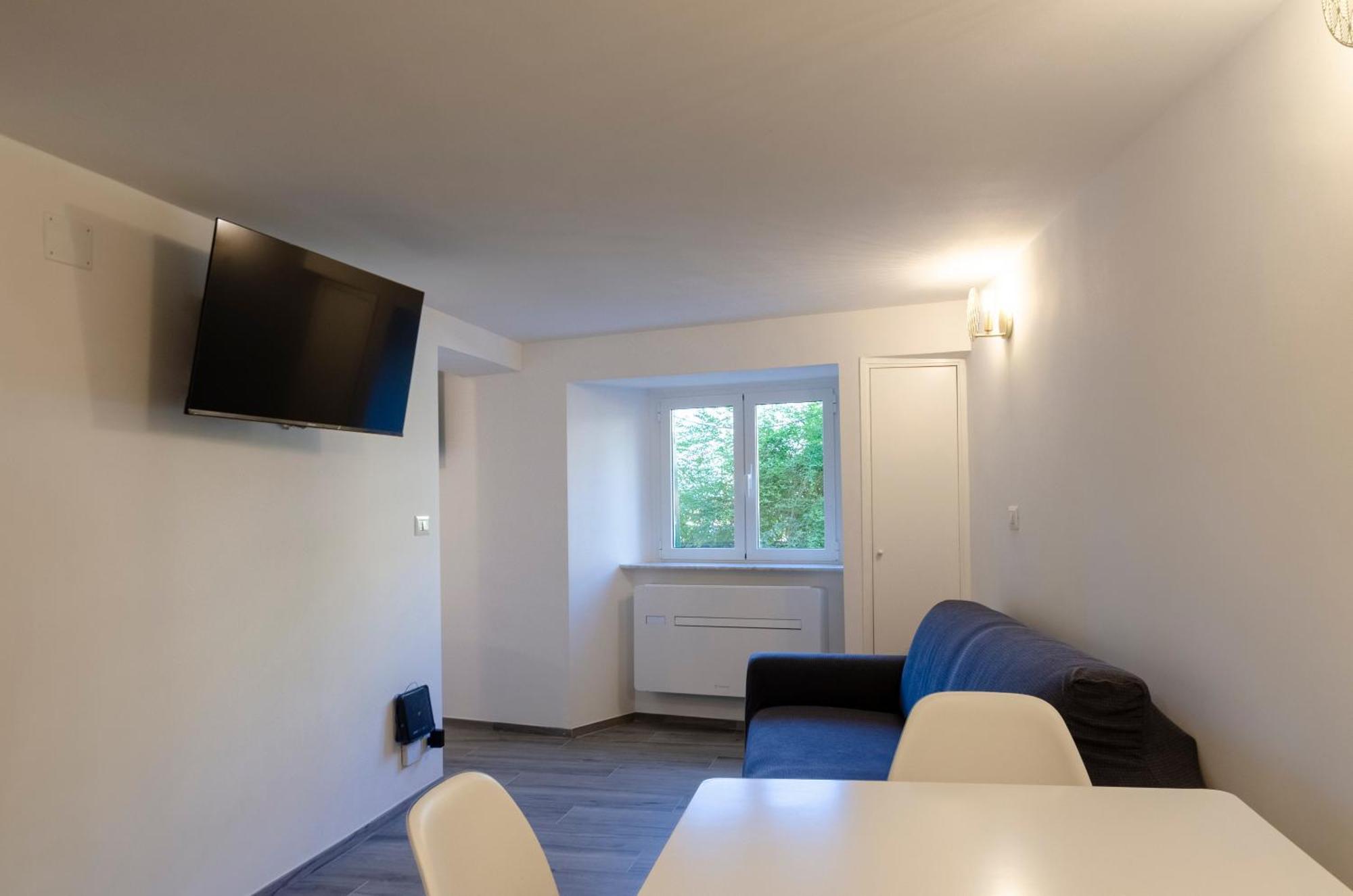Castelli'S Apartmetnts Fico 1 Janov Exteriér fotografie